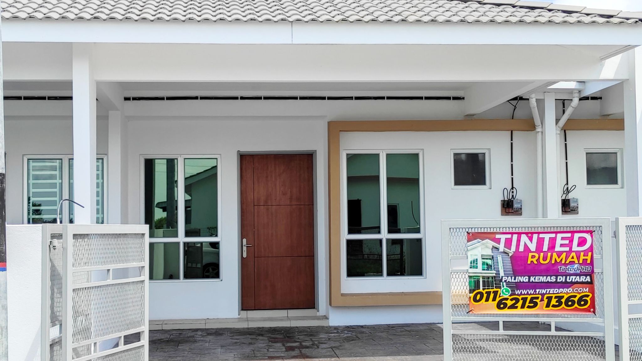 Tinted rumah Taman Anggerik, Parit Buntar, Perak