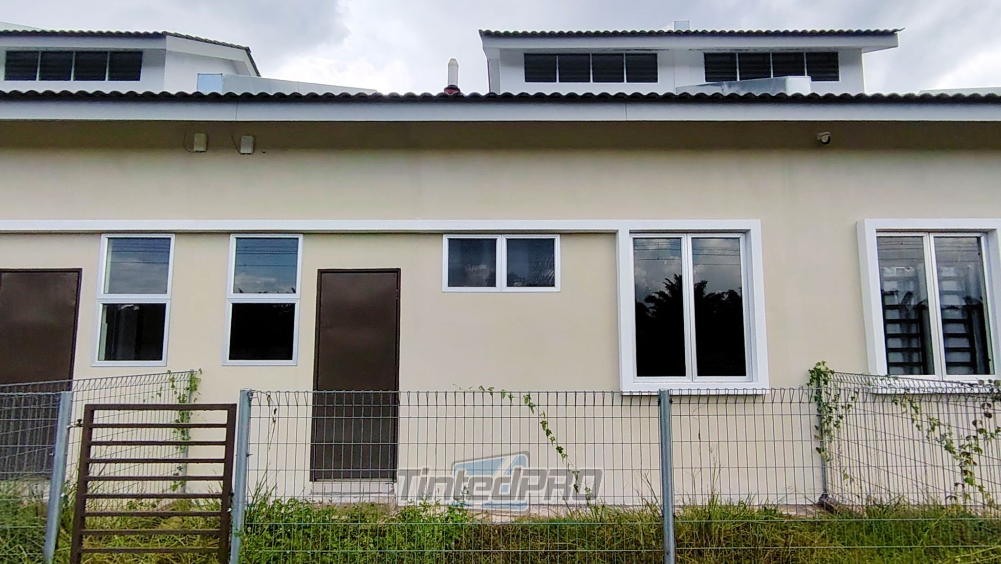 Pemasangan tinted rumah di Taman Damai Setia, Nibong Tebal, Pulau Pinang