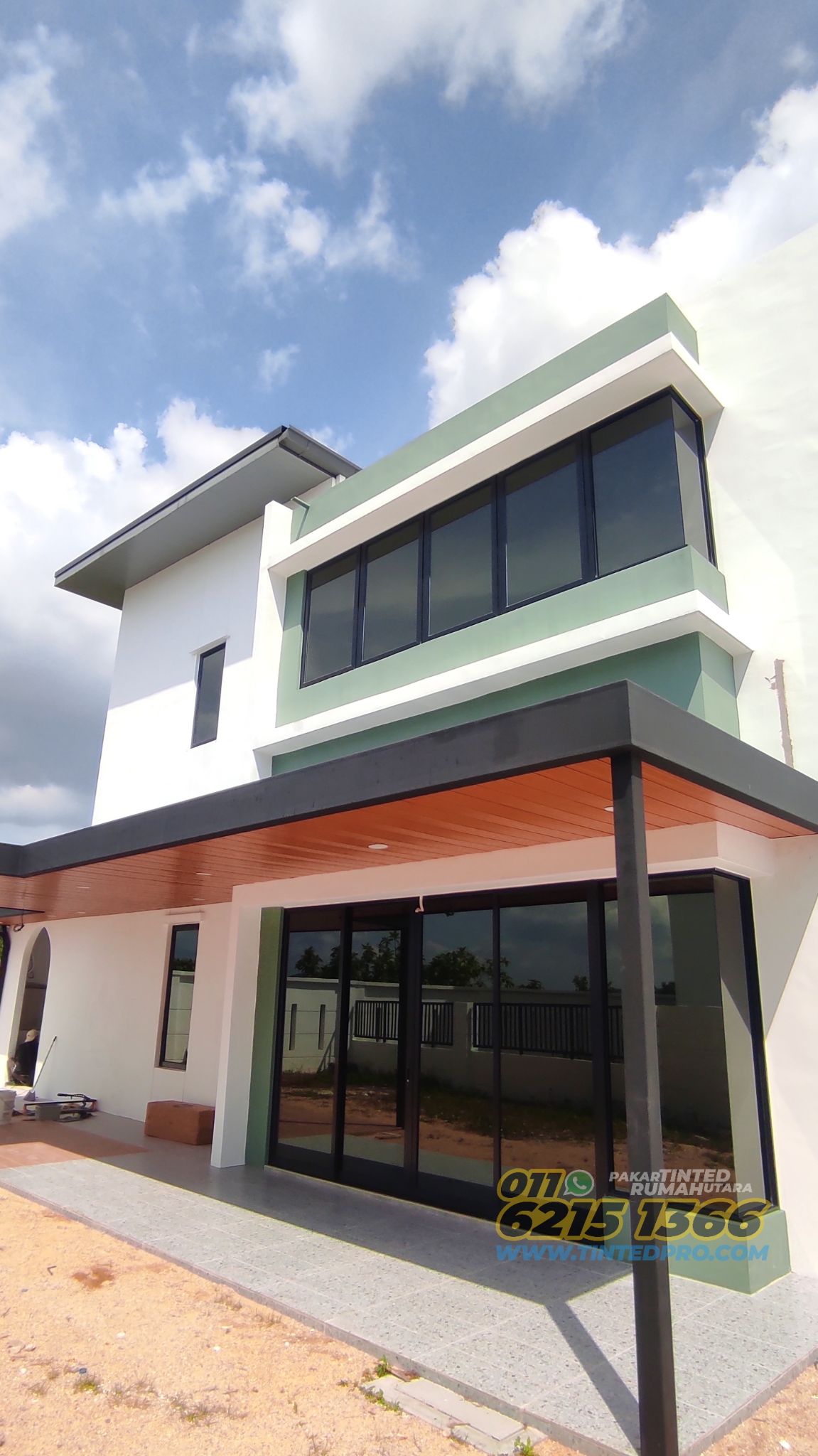 Pemasangan tinted rumah di Sierra Bukit Banyan, Sungai Petani, Kedah.