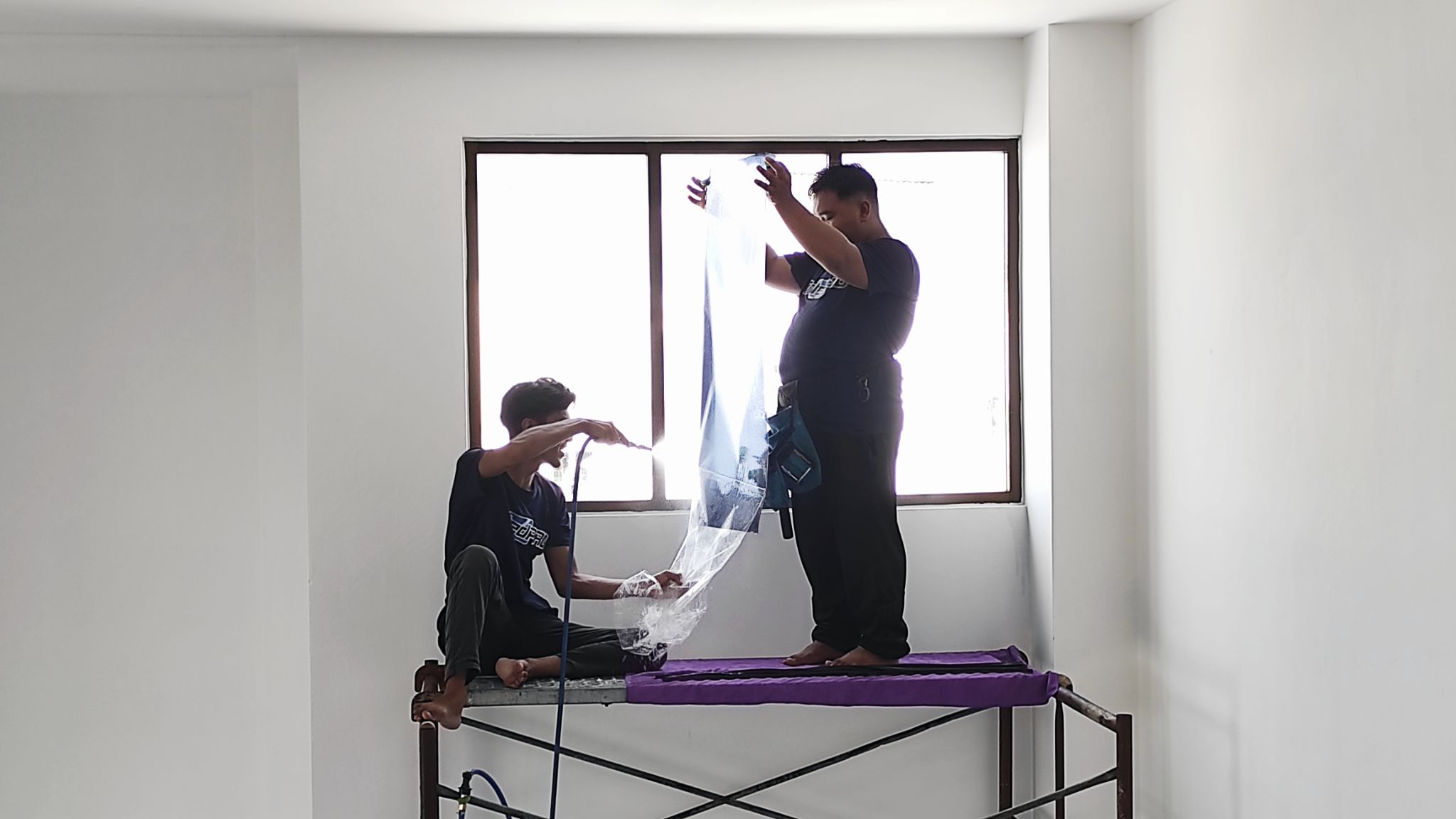 Pemasangan tinted bangunan di Surau Eco Horizon, Batu Kawan, Pulau Pinang