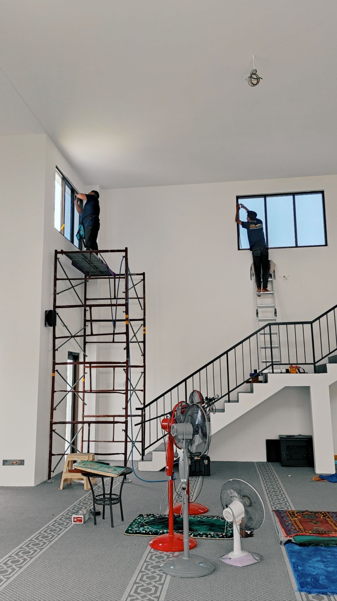 Pemasangan tinted bangunan di Surau Eco Horizon, Batu Kawan, Pulau Pinang