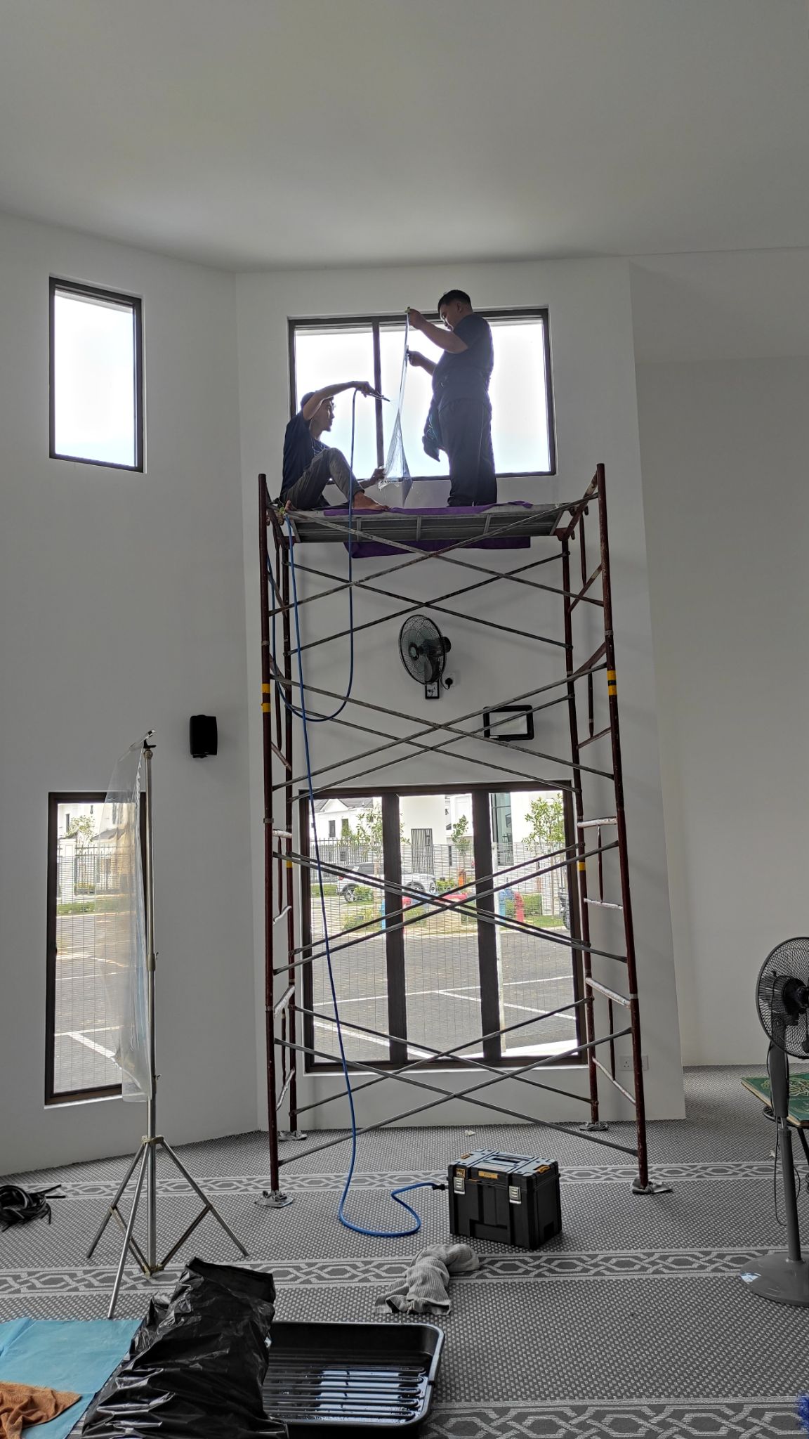 Pemasangan tinted bangunan di Surau Eco Horizon, Batu Kawan, Pulau Pinang