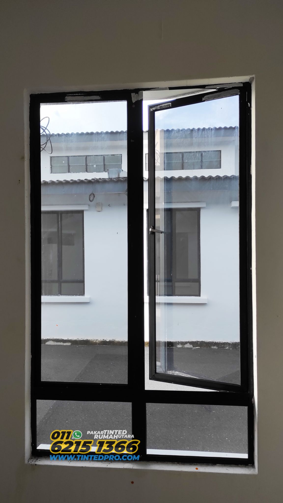 Pemasangan tinted rumah di Taman Ilmu, Nibong Tebal, Pulau Pinang.